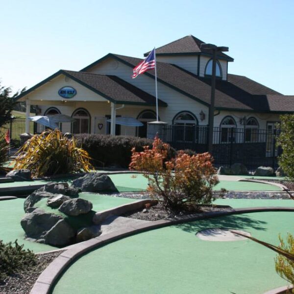 Emerald-Dolphin-Mini-Golf-Course.jpg