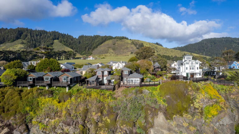 Sacred-Rock-Inn-Aerial-2-scaled