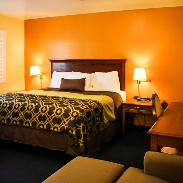 Willits-Hotel-The-Old-West-Inn-28.jpeg